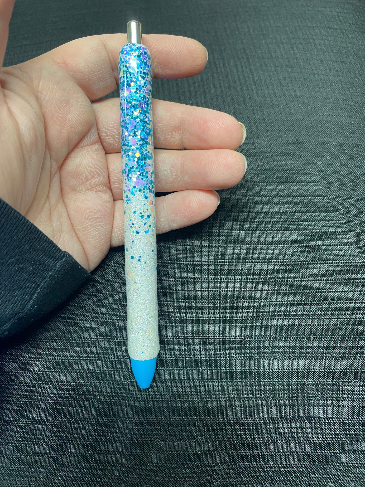 White & Blue Glitter Pen   **FREE SHIPPING